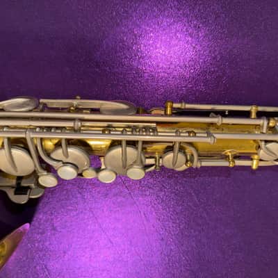 Buescher Aristocrat Tenor Saxophone - Lacquer image 18
