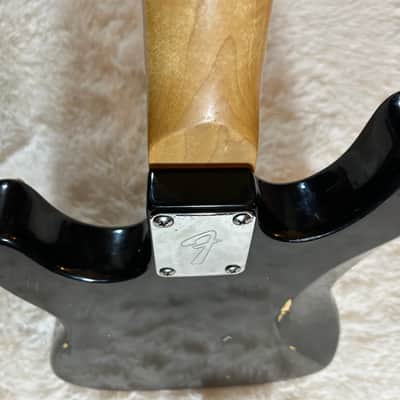 Kurt Cobain Vandalism Stratocaster Replica - 35" Mini Guitar - Reliced image 17