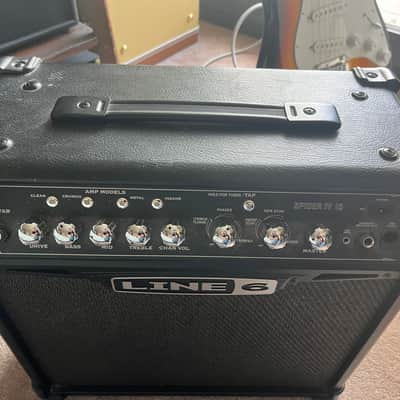 Line 6 Spider IV 15 15-Watt 1x8" Digital Modeling Guitar Practice Amp 2009 - 2016 - Black image 2
