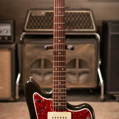 Fender Vintage 1962 Jazzmaster Electric Guitar - 3-Tone Sunburst with Hardshell Case - Used image 4