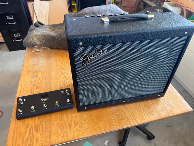Fender Mustang GTX100 100-Watt with Footboard (New) image 1