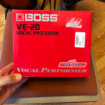 Boss VE-20 Vocal Performer 2011 - Present - Red image 7