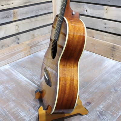 Used Breedlove Pursuit SB Parlor Acoustic/Electric Guitar with Gigbag image 8
