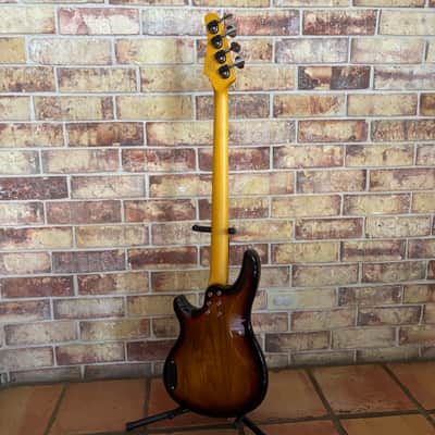 Schecter CV-4 Bass 2021 3-Tone Sunburst image 5