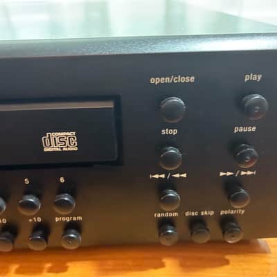 Wonderful Made in Japan Adcom GCD-600 5 Disc Changer with TDA-1541A Chip. See VIDEO! image 3