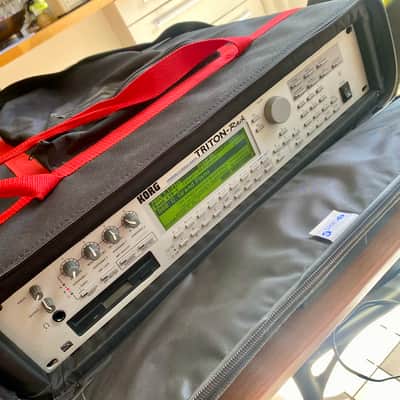 Korg Triton-Rack inc. 5 EXPANSION BOARDS & RACK BAG imagen 3