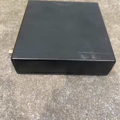 AMX AXR-RF Radio Receiver – Wireless Control Integration, Compact Form – Very Good image 4