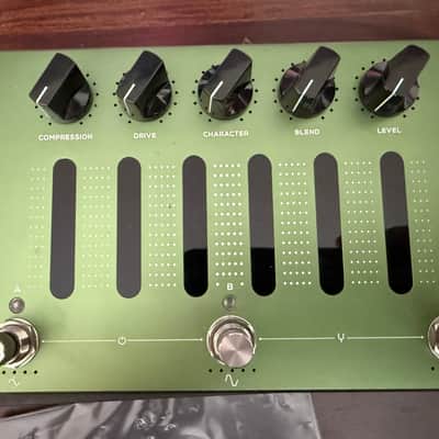 Darkglass Electronics ADAM Aggressively Distorting Advanced