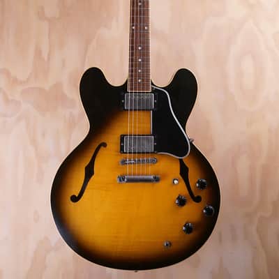 Gibson ES-335 Figured Semi-Hollow Electric Guitar, 1990 Model image 3