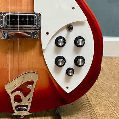 Rickenbacker 360 Fireglo 1999 image 7