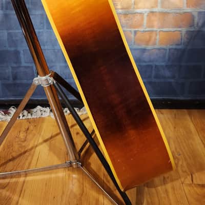 Alvarez 5237 Dreadnought Acoustic Sunburst image 11