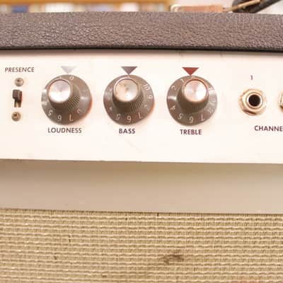 Vintage 1960's Epiphone Ensign Tube Amp image 6