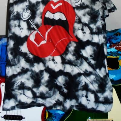 rolling stones tongue and nail 2024 m woman tee - angie bitch satisfaction ampeg jagger keith image 2