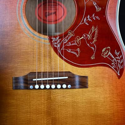 Gibson Custom Shop Historic 1960 Hummingbird with Fixed Bridge from 2021 in Heritage Cherry Sunburst with original case image 6