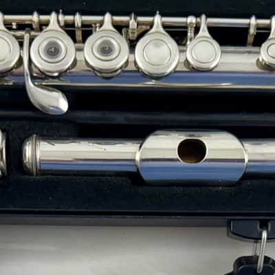 Yamaha YFL-281 Standard Inline G C-Foot Flute 2010s - Silver image 2