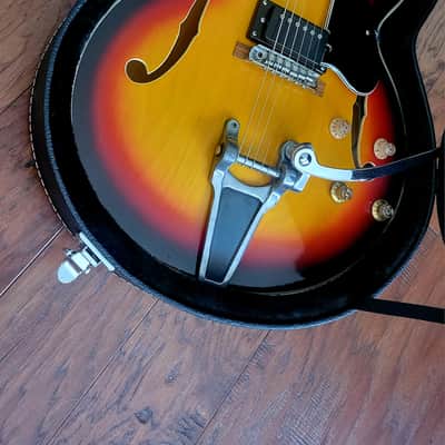 Vintage Kent Hollowbody Early 70's Sunburst - All Original image 8
