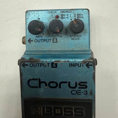 Boss Roland CE-3 Chorus Analog Vintage 1983 Guitar Effect Pedal MIJ Japan image 2