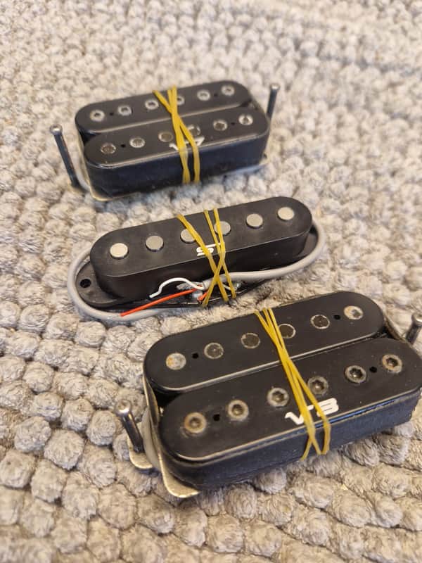Ibanez RG570 - V7/V8/S1 pickups - full set image 1