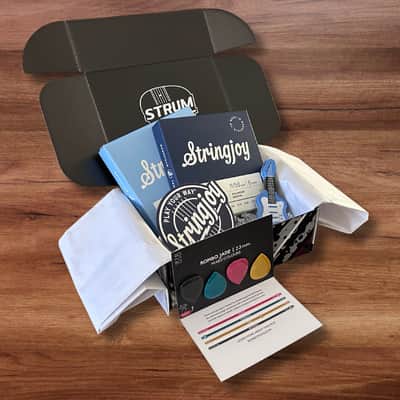 StrumCraft Picks & Strings Electric Guitar Gift Box | Stringjoy & Rombo image 5