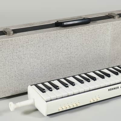 Hohner Electra-Melodica wind synthesizer + hardcase + cables + mouth pieces (serviced) image 3