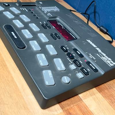 Zoom The RhythmTrak RT-234 - Drums / SFX / Bass Machine image 3