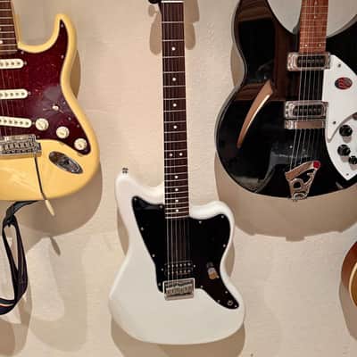 Fender Tom Delonge Jazzmaster image 4