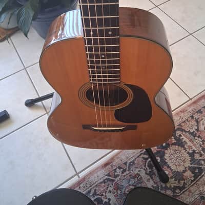 Martin slothead 0021 1960 - Gloss image 2