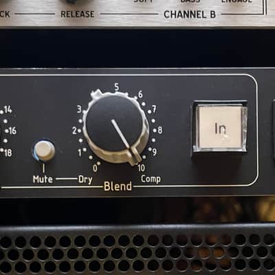 TK Audio BC1-THD Stereo Bus Compressor 2022 - Present - Black image 6