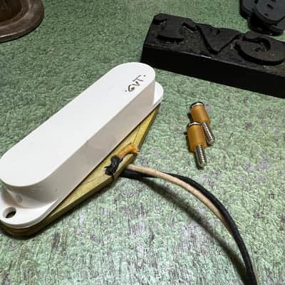 General Vintage Tone Musicmaster ®️ GVT Handwound pickup gray bottom aged image 4