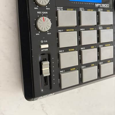 Akai MPC500 Music Production Center 2006 - 2013 - Black image 2