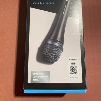 Sennheiser e935 Handheld Cardioid Dynamic Vocal Microphone 2003 - Present - Black image 2