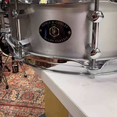 Noble and Cooley Alloy Classic 14x4.75” Aluminum Snare image 2