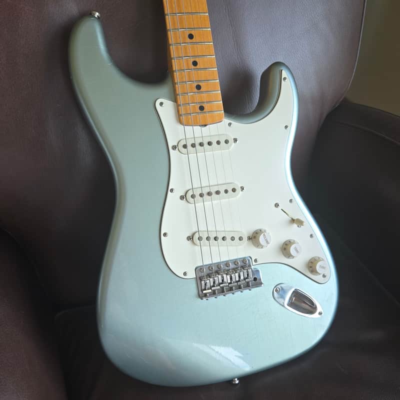 Fender Closet Classic - Custom Shop 1966 - NOS 2005 - silver image 1