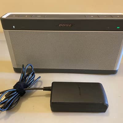 Bose Soundlink Bluetooth Speaker III image 1