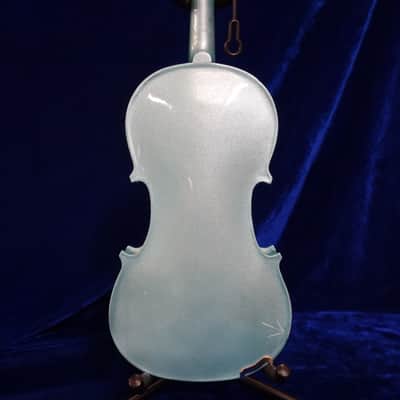 Harlequin Violin Outfit 1/2 size - Light Blue image 3