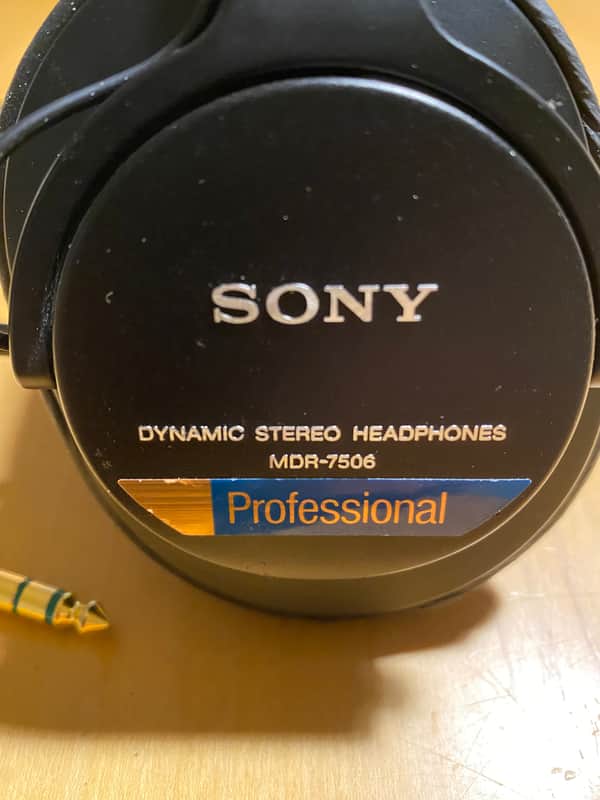 Sony MDR-7506 image 1