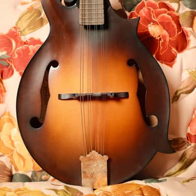 2004 Gibson Master Model F-9 Mandolin Sunburst image 3