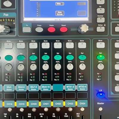 Allen & Heath QU-24C Chrome Edition 24-Channel Digital Mixer 2010s - Black image 5