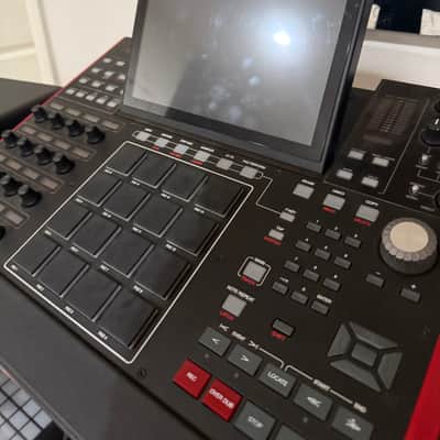 Akai MPC X Standalone Sampler / Sequencer 2017 - Present - Black image 2