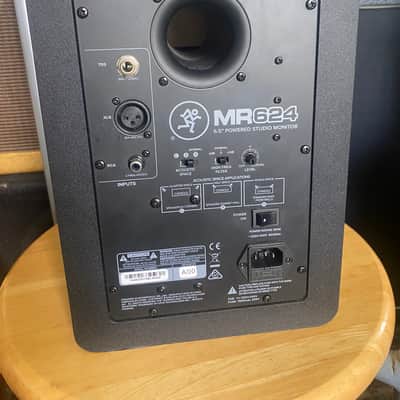 Pair of Mackie MR624 6.5" Active Studio Monitors boxes and packaging image 12
