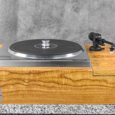 Technics SP-10MK3 Direct Drive Turntable W/ Power Unit in Very Good Condition image 2