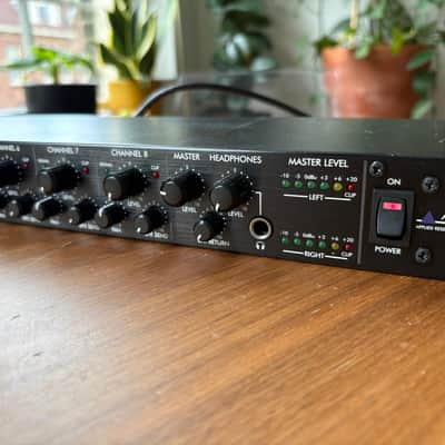 ART mx822 8 channel stereo line mixer image 2