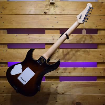 Yamaha Pacifica PAC 112 V HSS Old Violin Sunburst Electric Guitar in Very Good Condition image 2