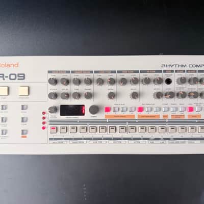 Roland TR-09 Rhythm Composer 2017 - Present - White image 2