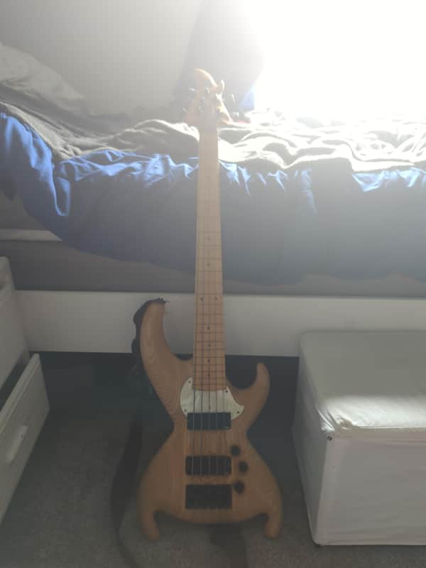 Huet 5 String Fretless Bass EMG Pick-ups 2014 - Natural image 1