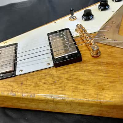 Sonicguitars Flying V Korina 1958 aged replica 2020 on request image 3