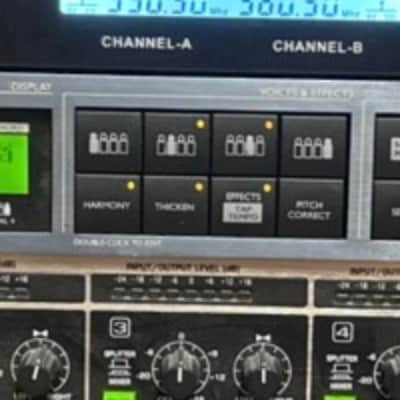 TC Helicon  Voiceworks  2010 - Silver image 2