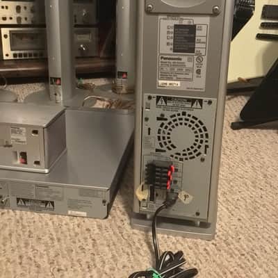 Panasonic SA-HT900 DVD Home Theater Surround Sound System w Speakers/Sub *Missing Power Cord!!” image 7