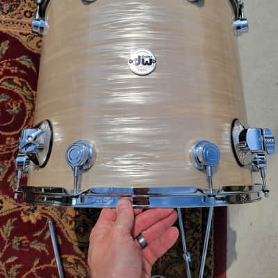 DW Collector's Series VLT 4 Piece Drum Shell Pack W/ Bags 13/16/18/24 - Creme Oyster (C013-8) image 17