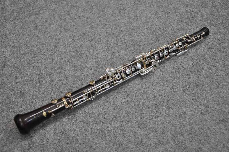 LOREE ROYAL 125 - oboe image 1